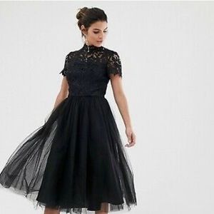 Chi chi London curve cocktail dress